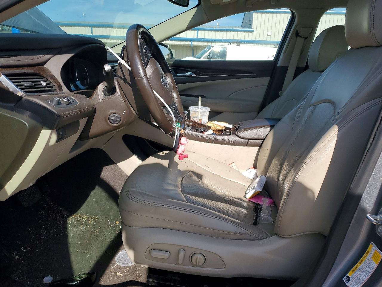 2019 Buick Lacrosse Essence - Image 7