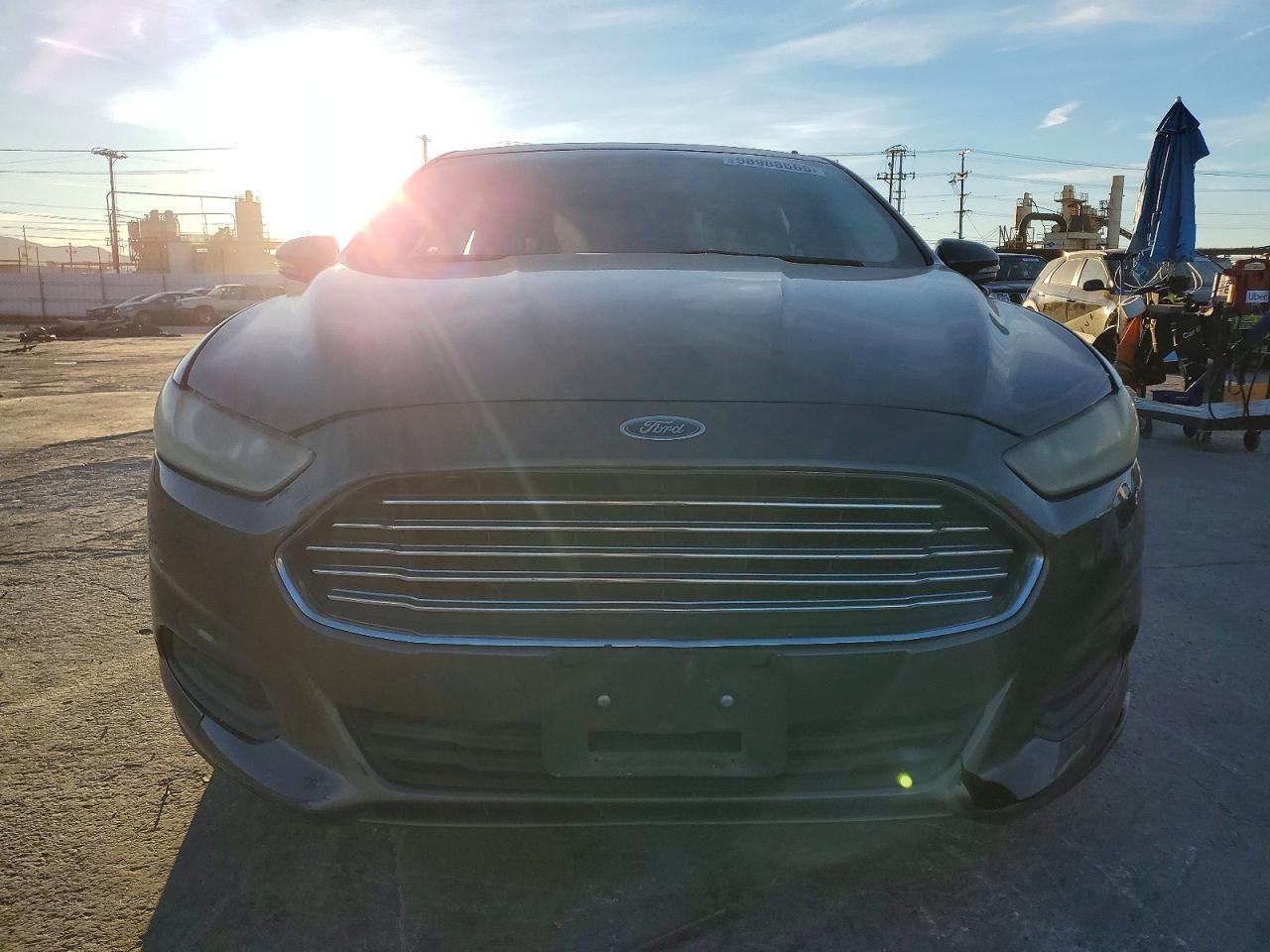 2016 Ford Fusion Se Hybrid - Image 5