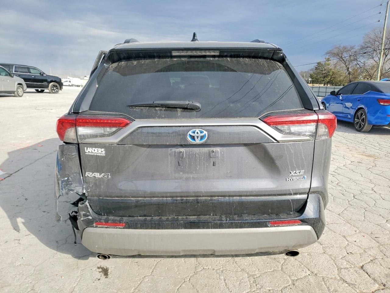 2022 Toyota Rav4 Xse - Image 6