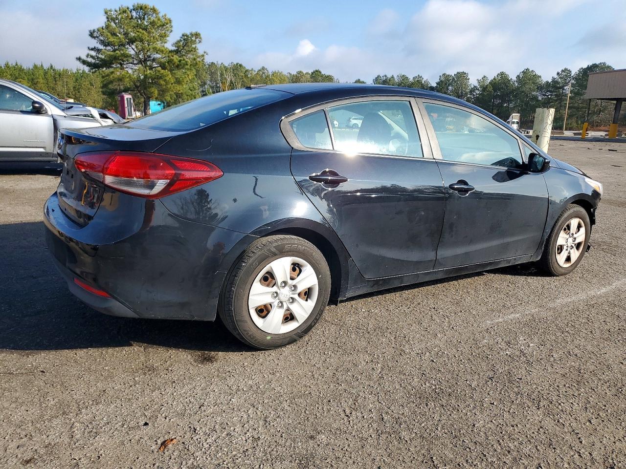 2018 Kia Forte Lx - Фото 3