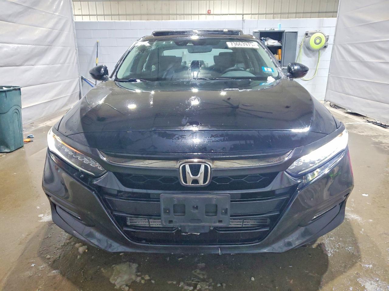 2018 Honda Accord Touring - Фото 5