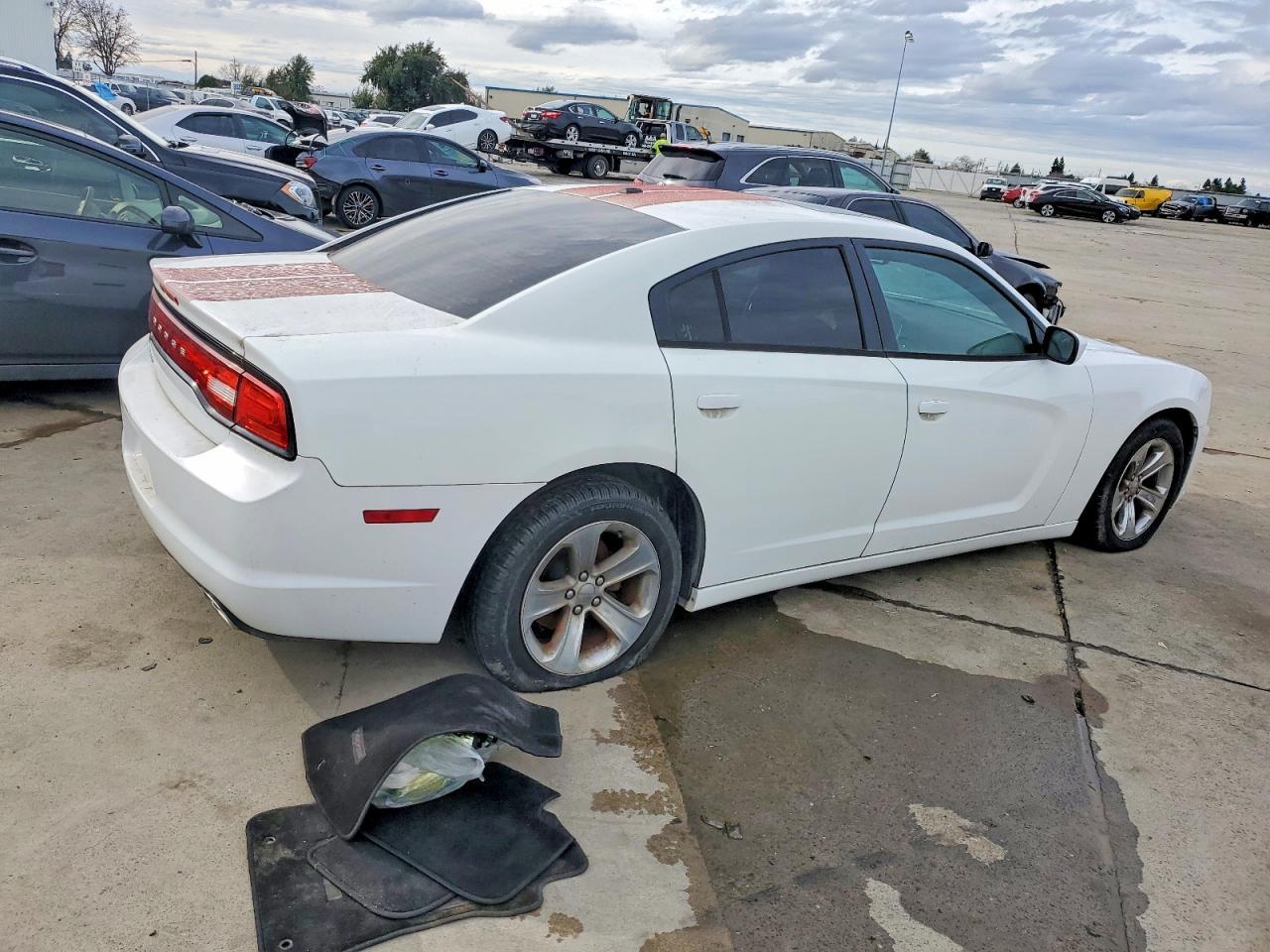 2013 Dodge Charger - Фото 3