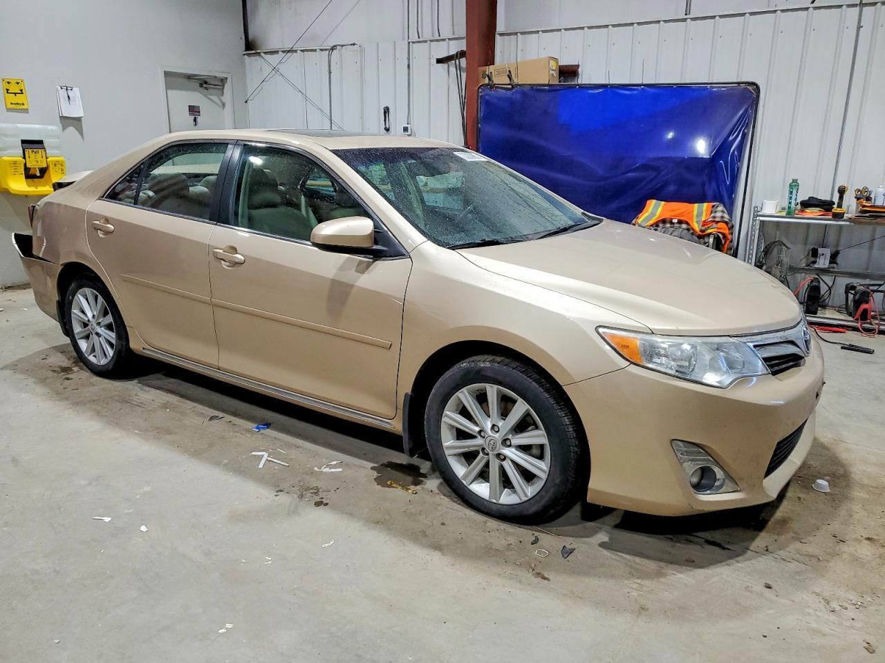 2012 Toyota Camry Se - Фото 4