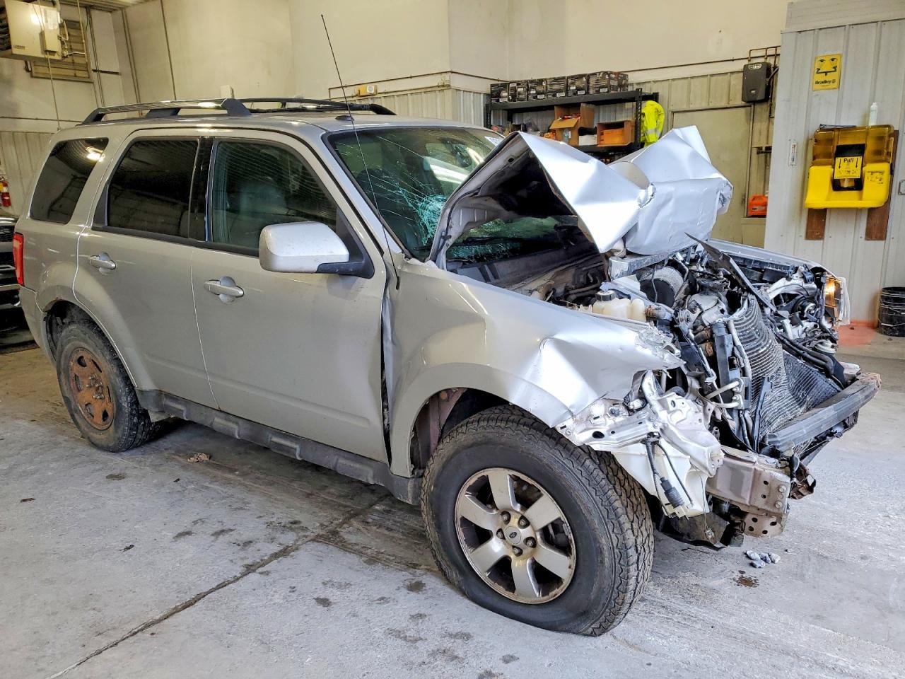 2011 Ford Escape Limited - Фото 4