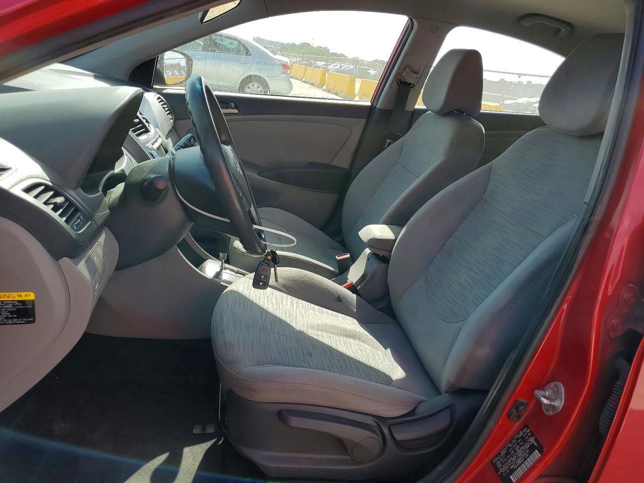 2017 Hyundai Accent Se - Фото 7