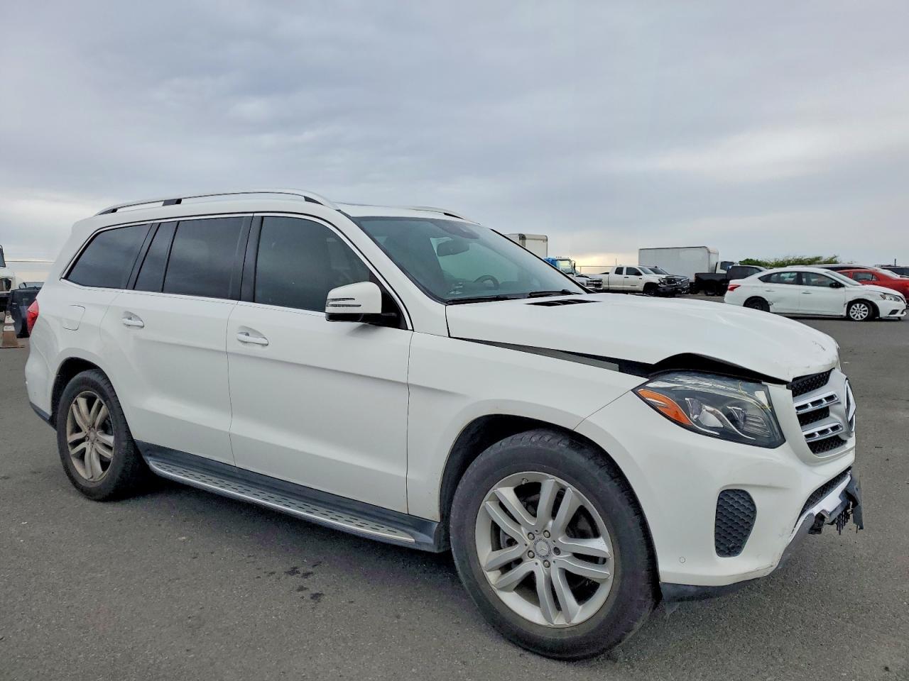 2017 Mercedes-Benz Gls 450 4Matic - Фото 4
