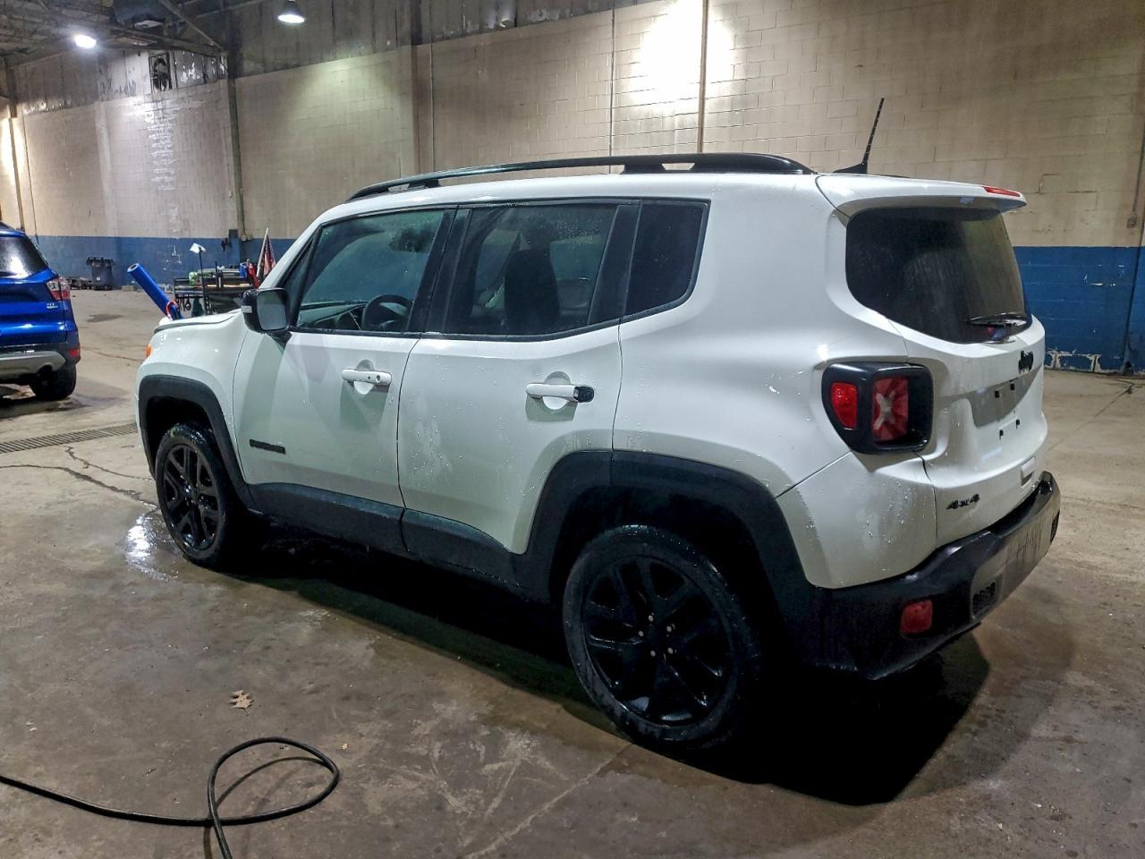 2023 Jeep Renegade Altitude - Image 2
