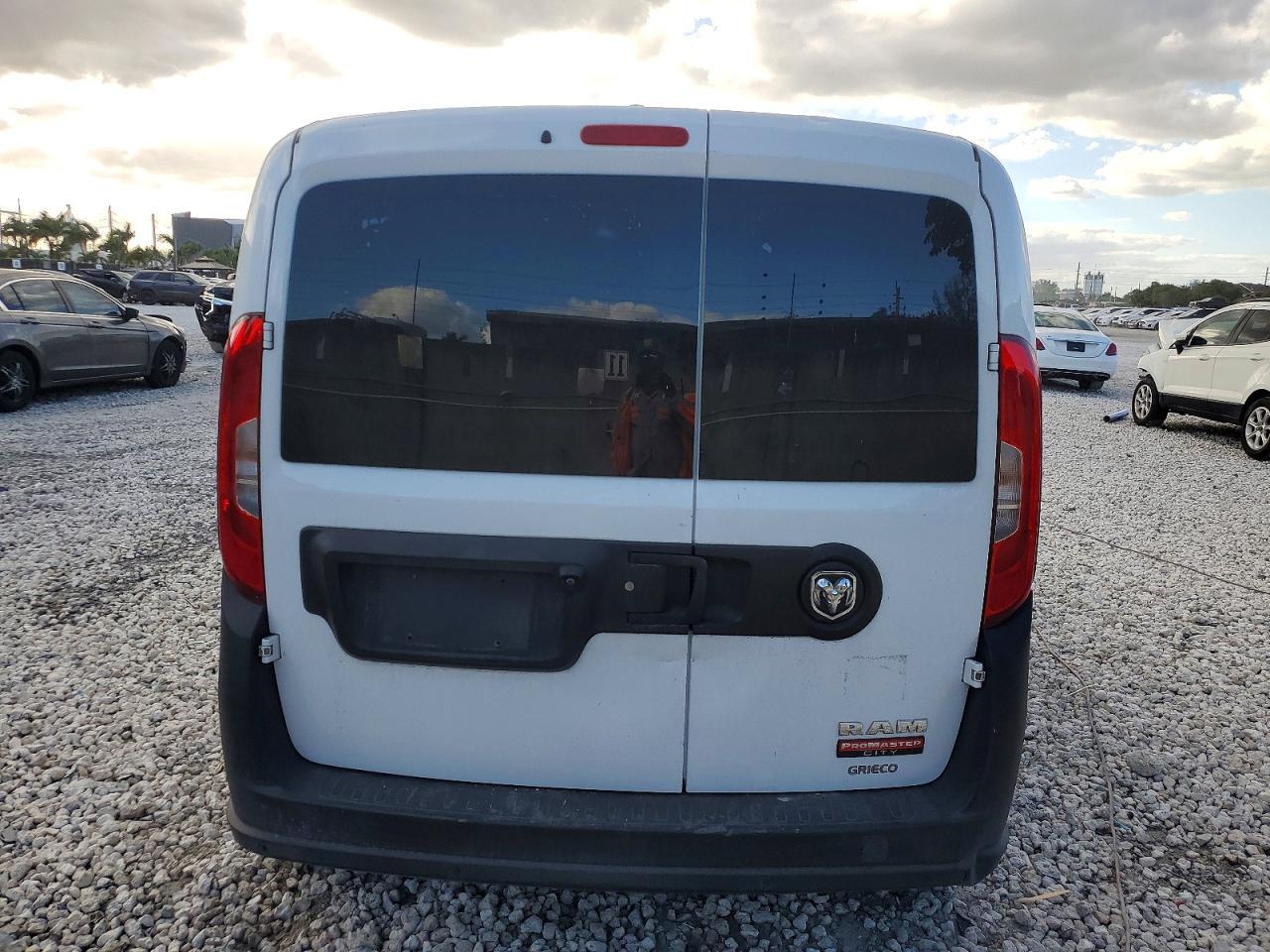 2017 Ram Promaster City - Image 6