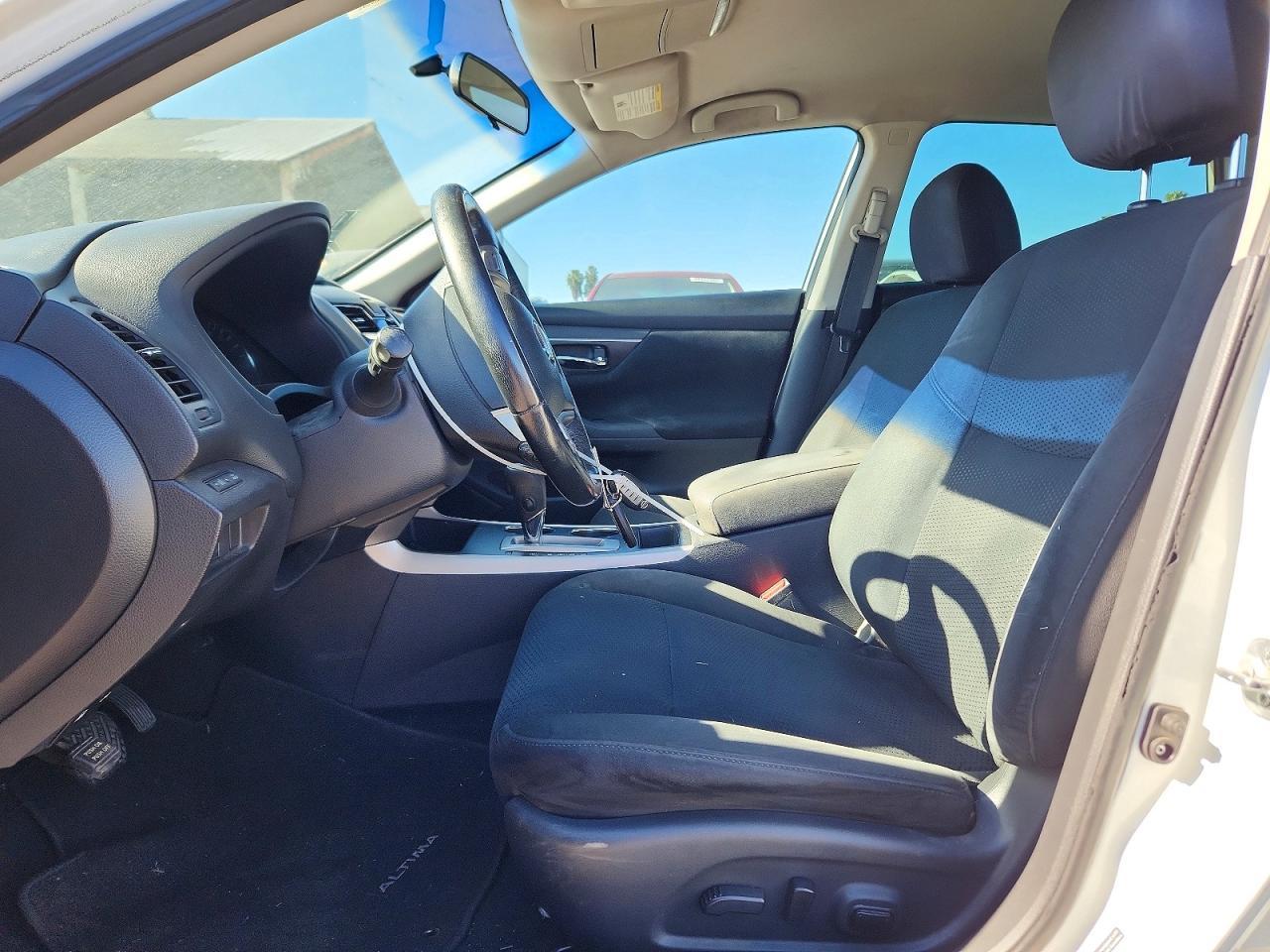 2015 Nissan Altima 2.5 - Фото 7