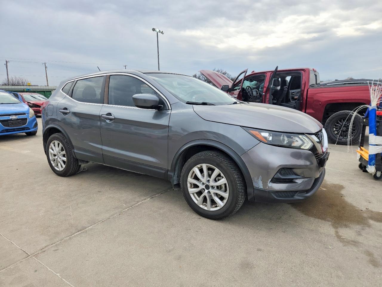 2021 Nissan Rogue Sport S - Фото 4