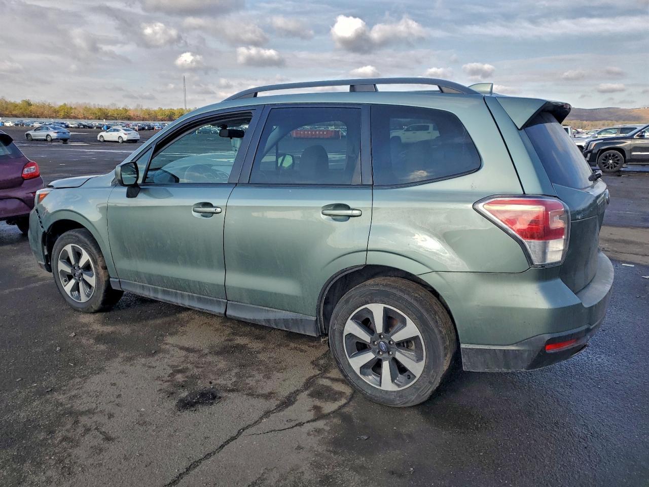 2017 Subaru Forester 2.5I Premium - Image 2
