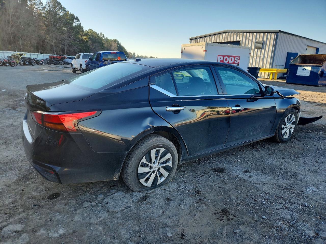 2020 Nissan Altima S - Фото 3