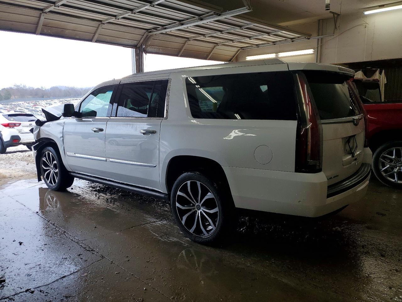 2017 Cadillac Escalade Esv Premium Luxury - Фото 2