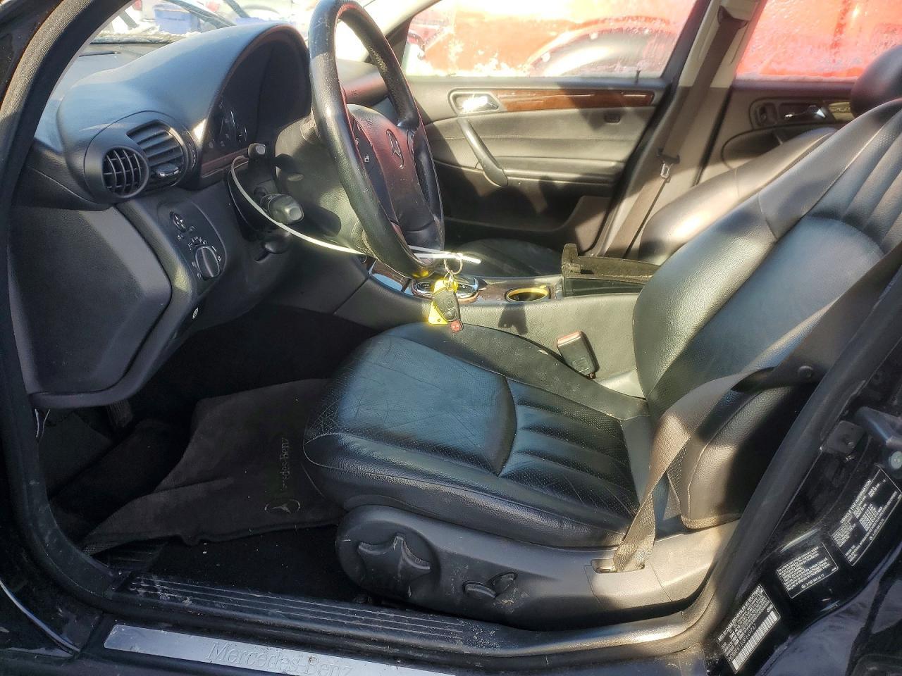 2005 Mercedes Benz C - Фото 7