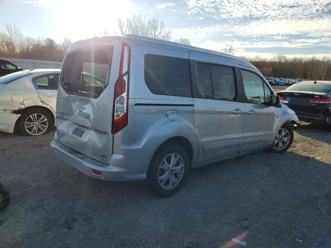 2016 Ford Transit Connect Titanium - Фото 3