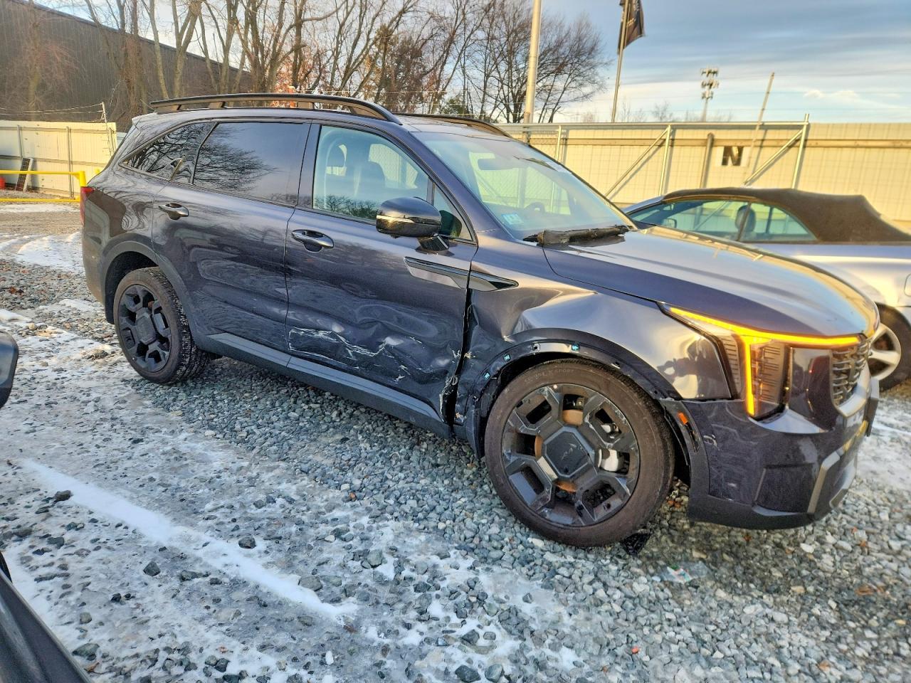 2025 Kia Sorento X-Line Sx - Image 4