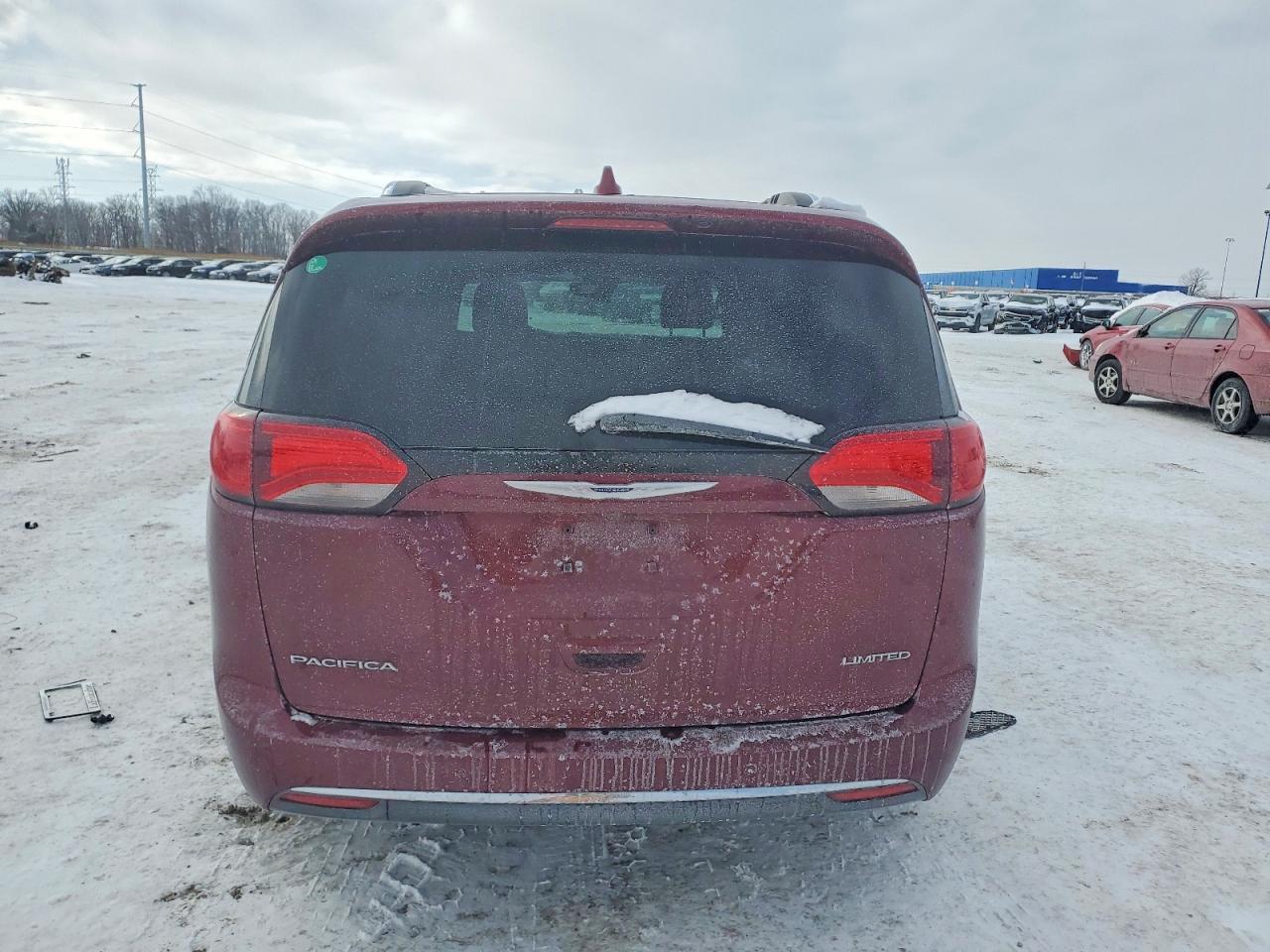 2020 Chrysler Pacifica Limited - Image 6
