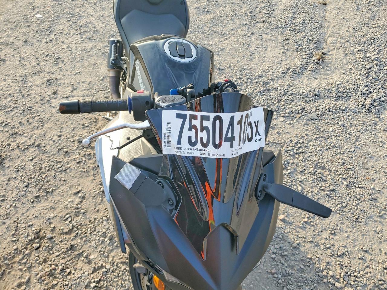 2025 Kawasaki Ex500 - Фото 5