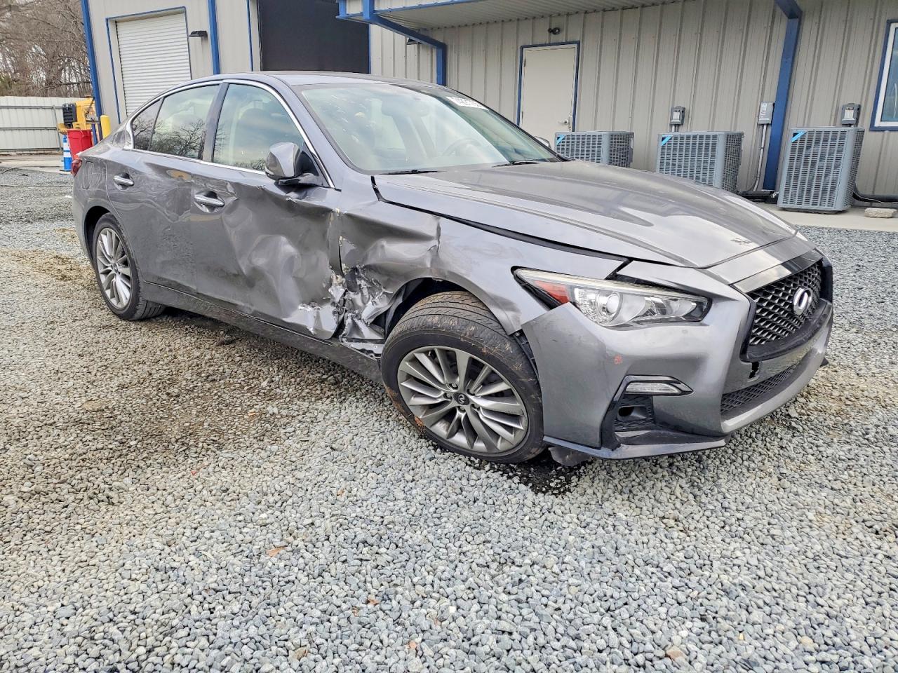 2018 Infiniti Q50 Luxe - Image 4