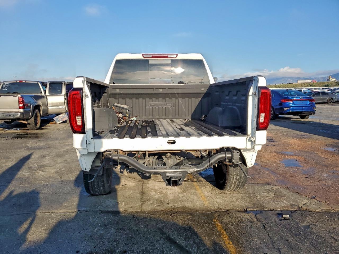 2020 GMC Sierra K1500 At4 - Фото 6