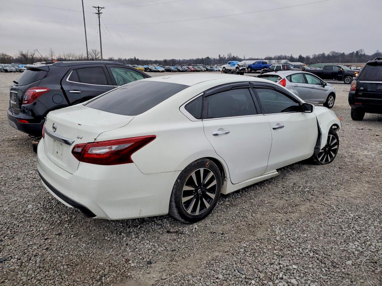 2018 Nissan Altima 2.5 - Фото 3