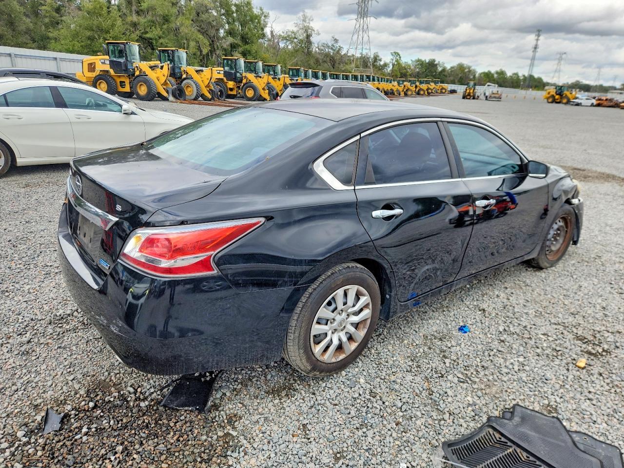 2014 Nissan Altima 2.5 - Image 3