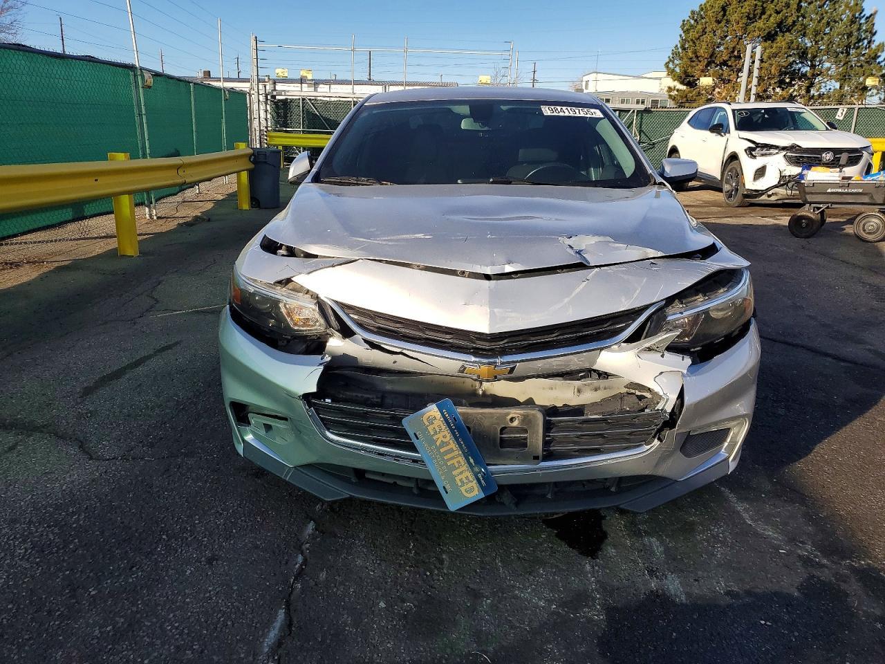 2017 Chevrolet Malibu Lt - Image 5