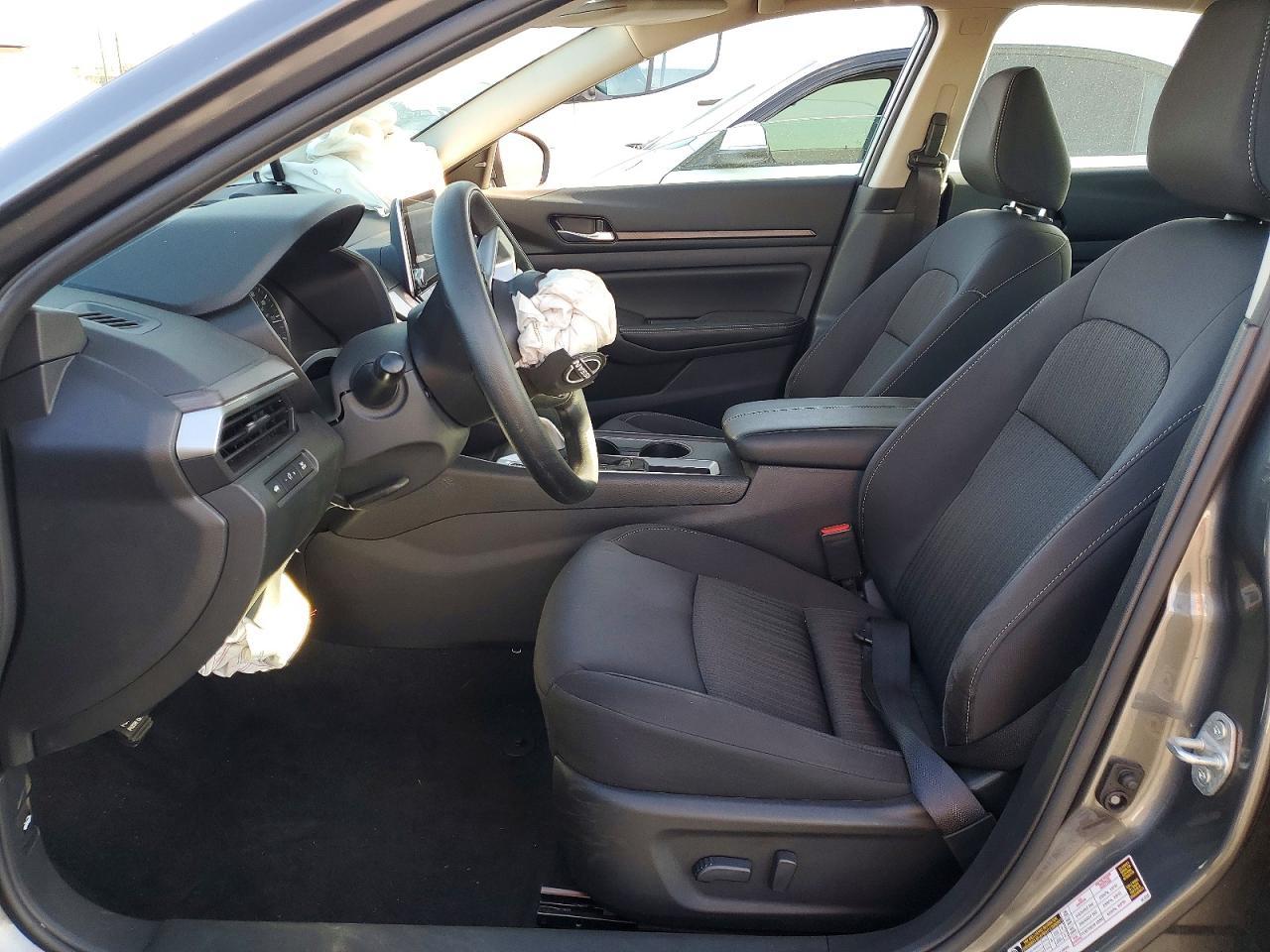 2025 Niss Altima Sv - Фото 7