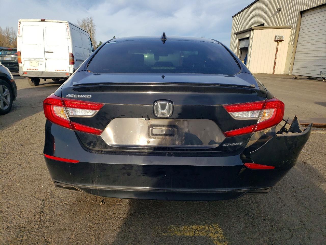 2018 Honda Accord Sport - Image 6