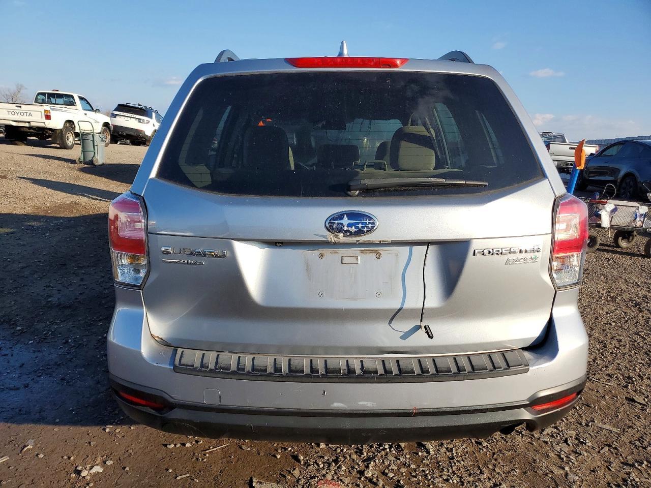 2017 Subaru Forester 2.5I - Фото 6