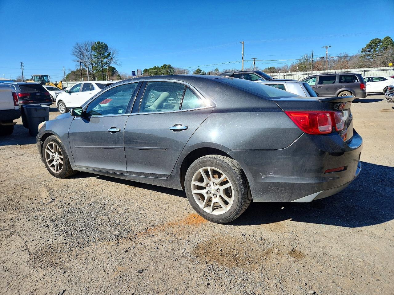 2015 Chevrolet Malibu 1Lt - Фото 2