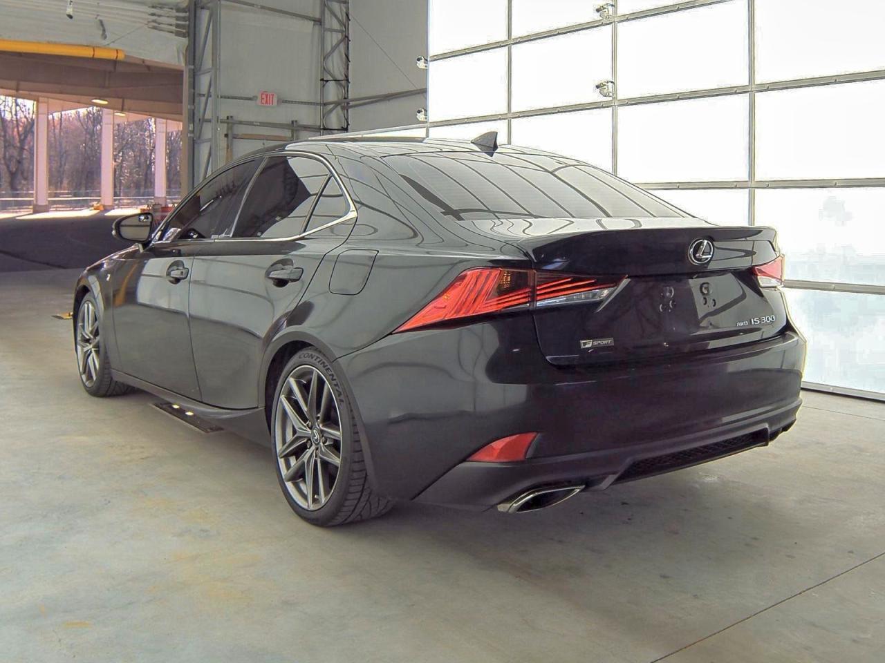 2019 Lexus Is 300 - Фото 3