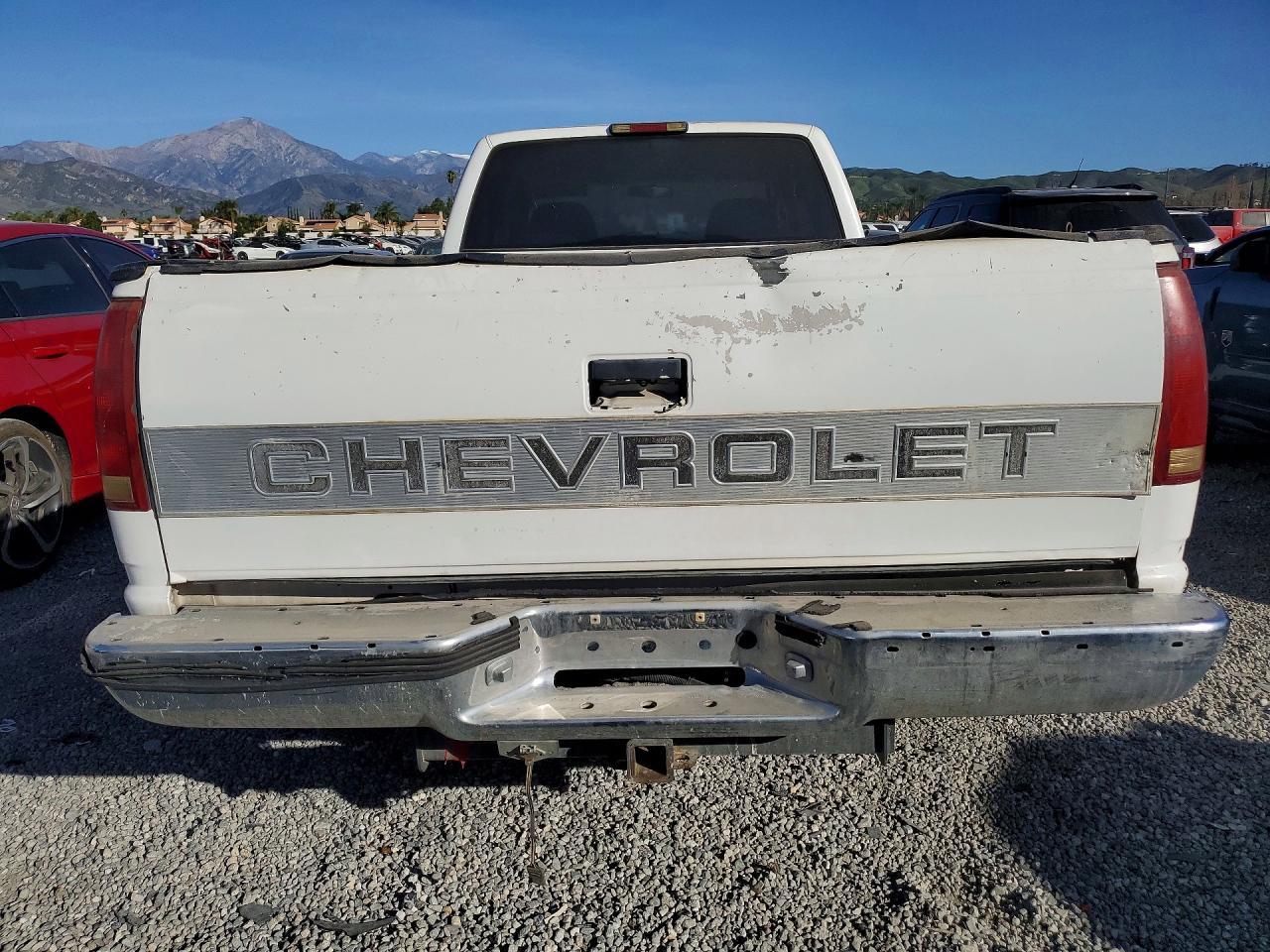 1997 Chevrolet Gmt-400 C2500 - Image 6