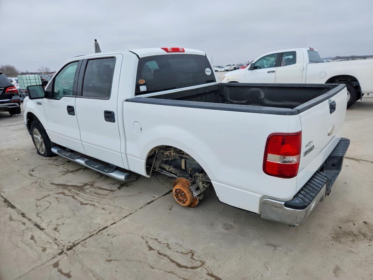 2007 Ford F150 - Image 2