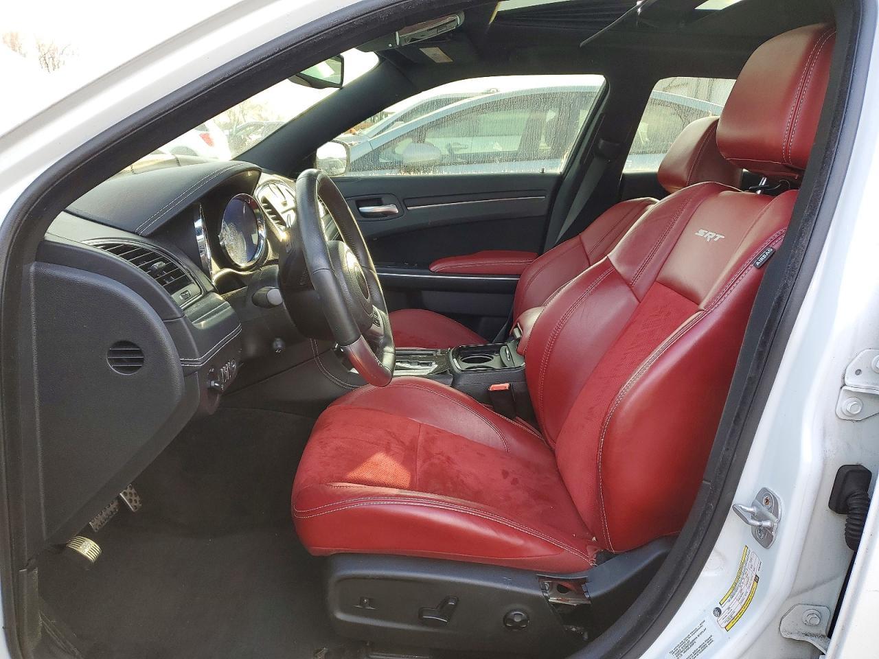 2012 Chrysler 300 Srt-8 - Фото 7
