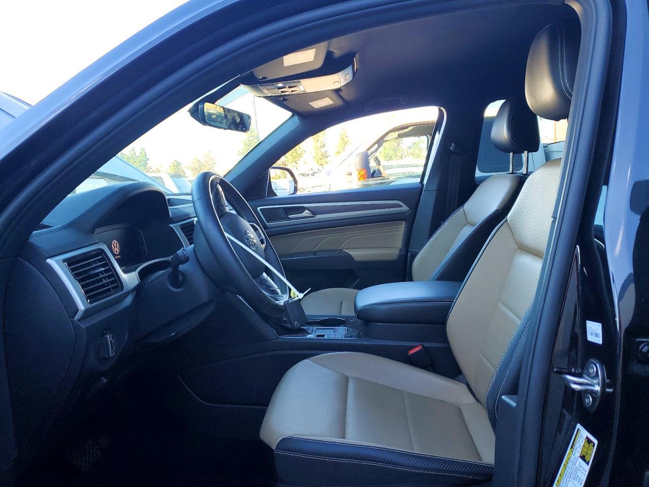2023 Volkswagen Atlas Cross Sport Se - Image 7
