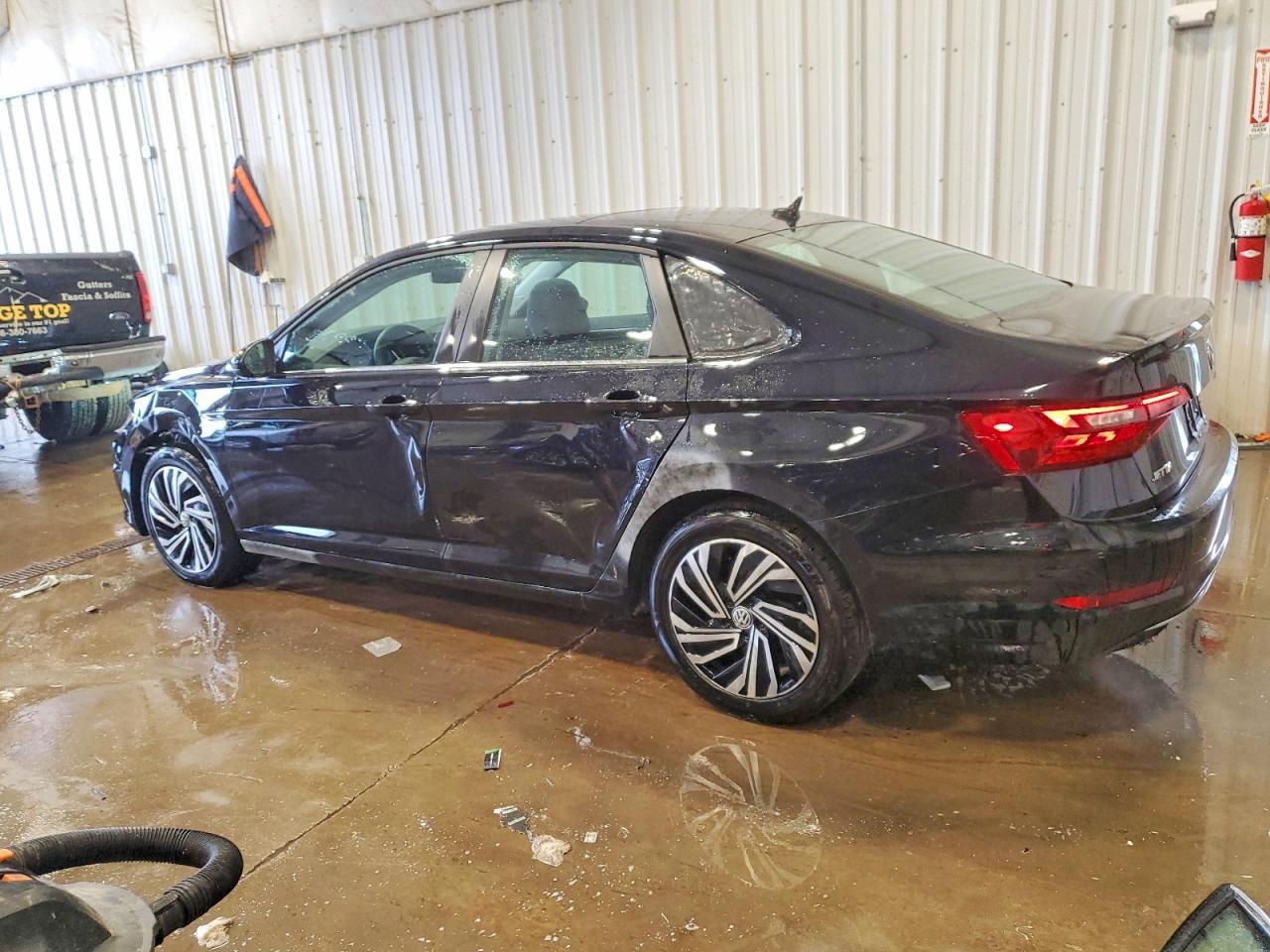 2020 Volkswagen Jetta Sel - Image 2