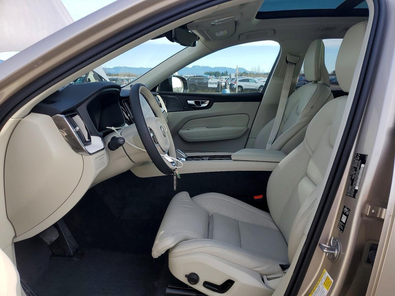 2026 Volvo Xc60 Ultra - Фото 7