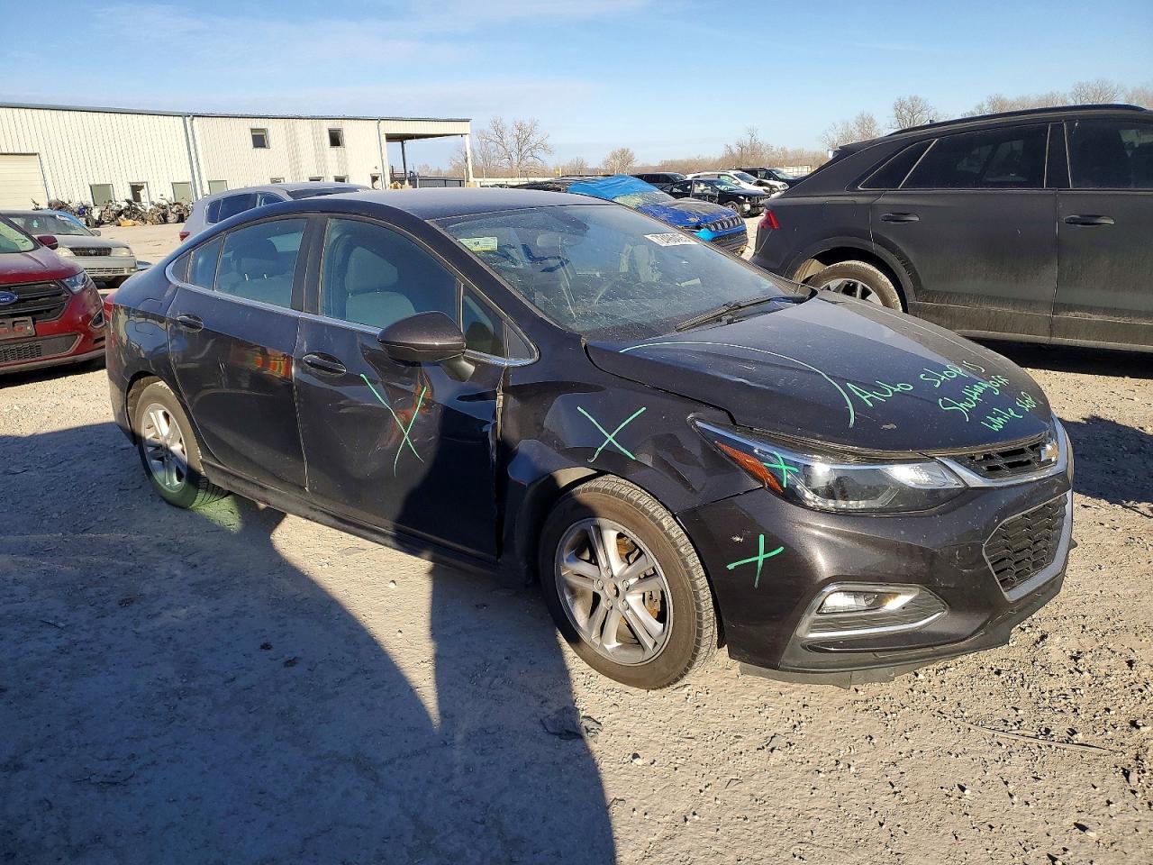 2017 Chevrolet Cruze Lt - Image 4