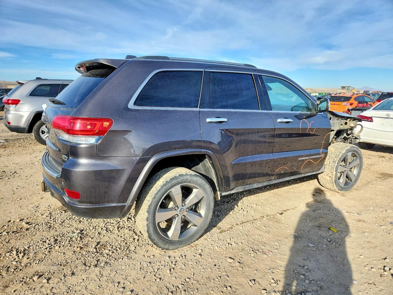 2015 Jeep Grand Cherokee Overland - Image 3