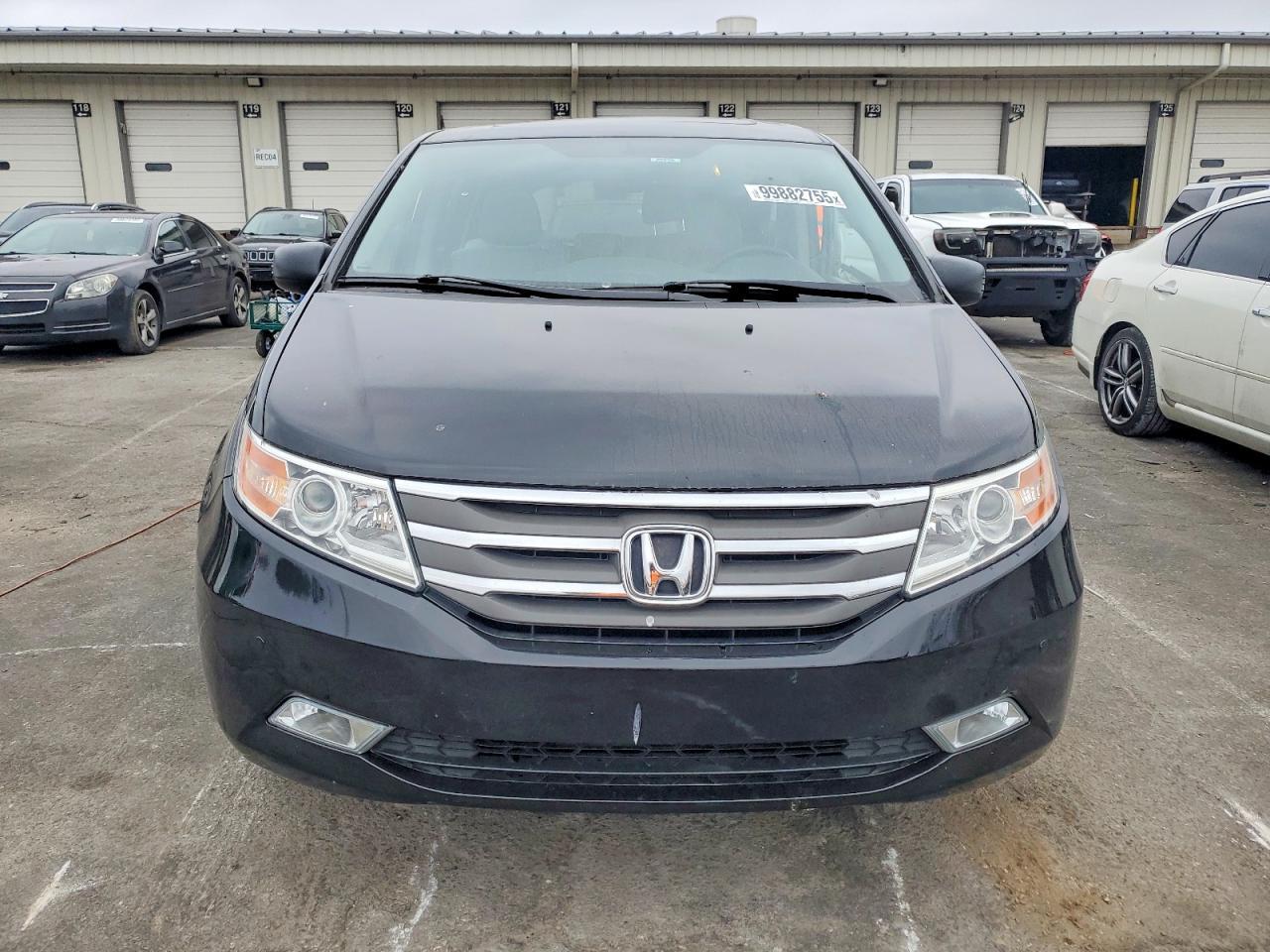 2013 Honda Odyssey Touring - Image 5