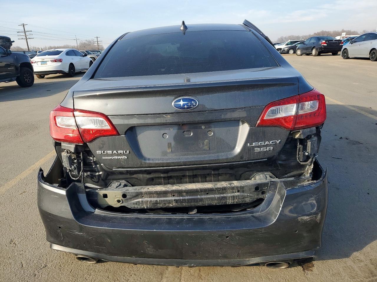 2019 Subaru Legacy 3.6R Limited - Image 6