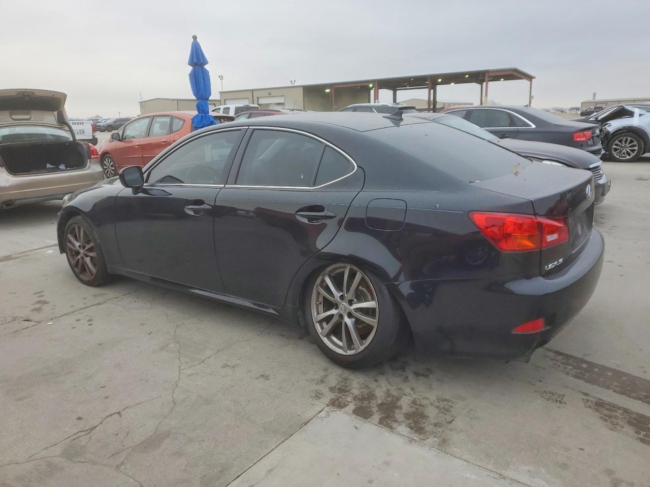 2008 Lexus Is 350 - Image 2