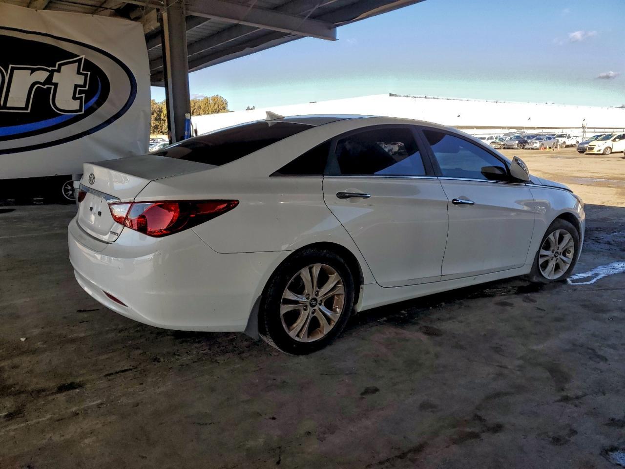 2013 Hyundai Sonata Se - Image 3