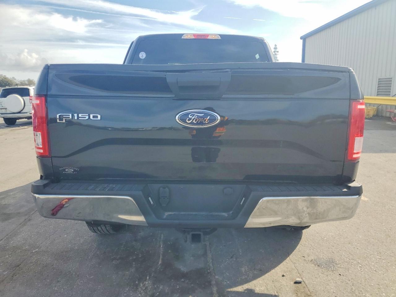 2015 Ford F150 Supercrew - Фото 6