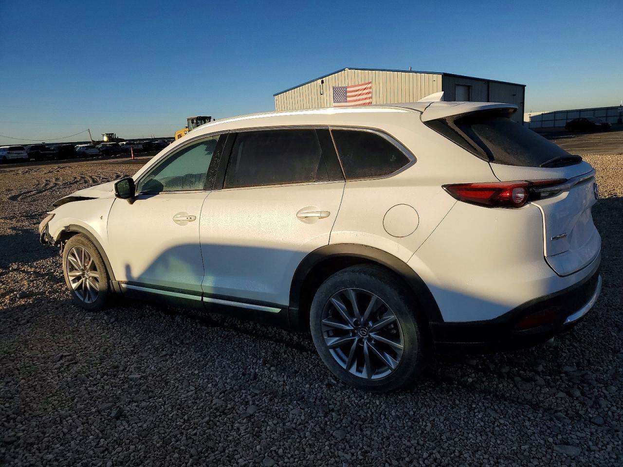 2020 Mazda Cx-9 Grand Touring - Image 2