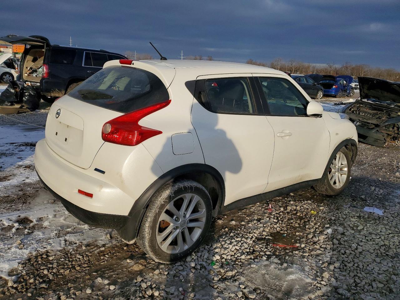2014 Nissan Juke S - Фото 3