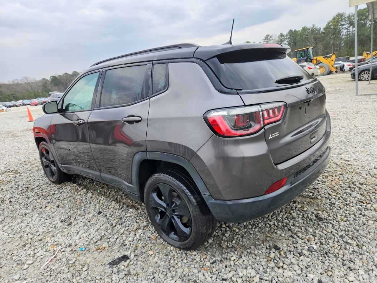 2021 Jeep Compass Latitude - Фото 2