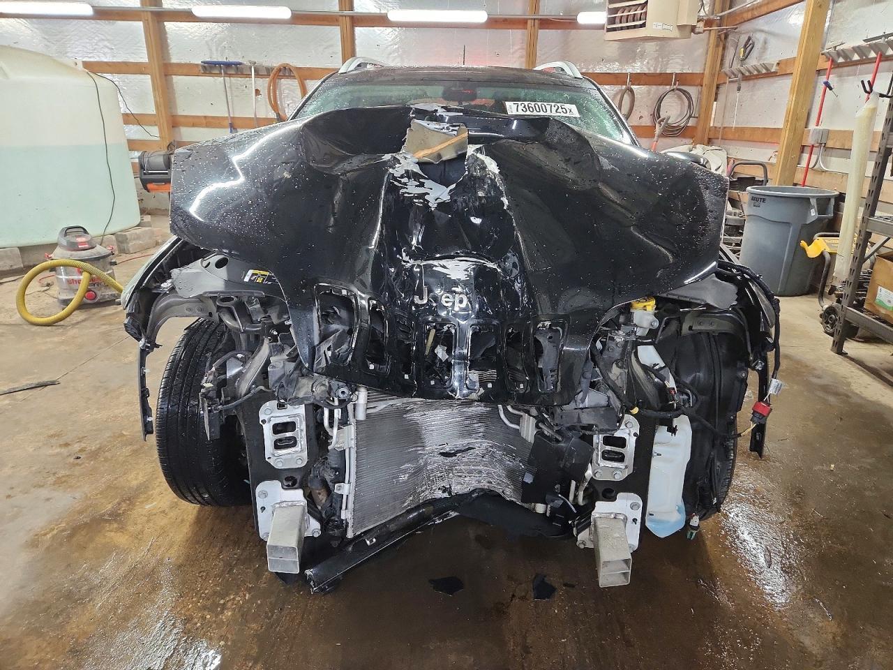 2020 Jeep Cherokee Latitude Plus - Фото 5
