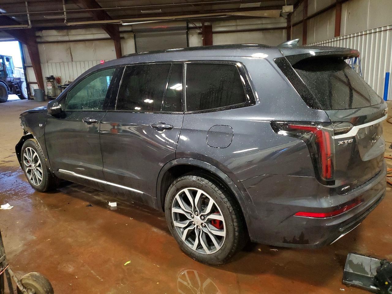 2022 Cadillac Xt6 Sport - Фото 2